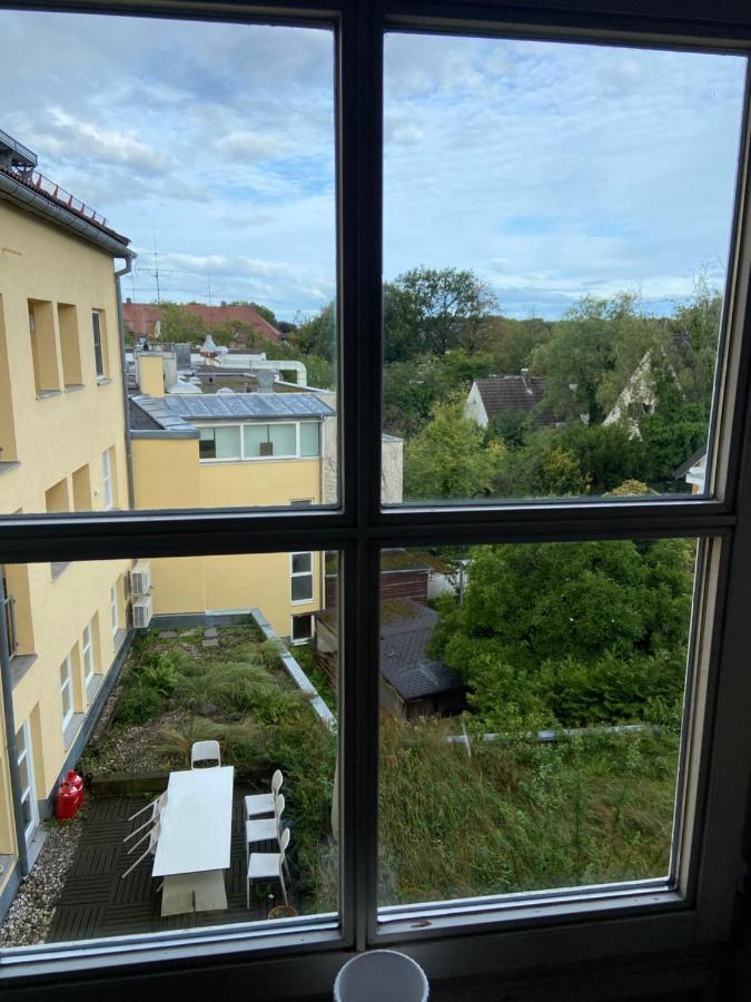 Mit Garagenparkplatz An U-bahnstation Apartment Munich